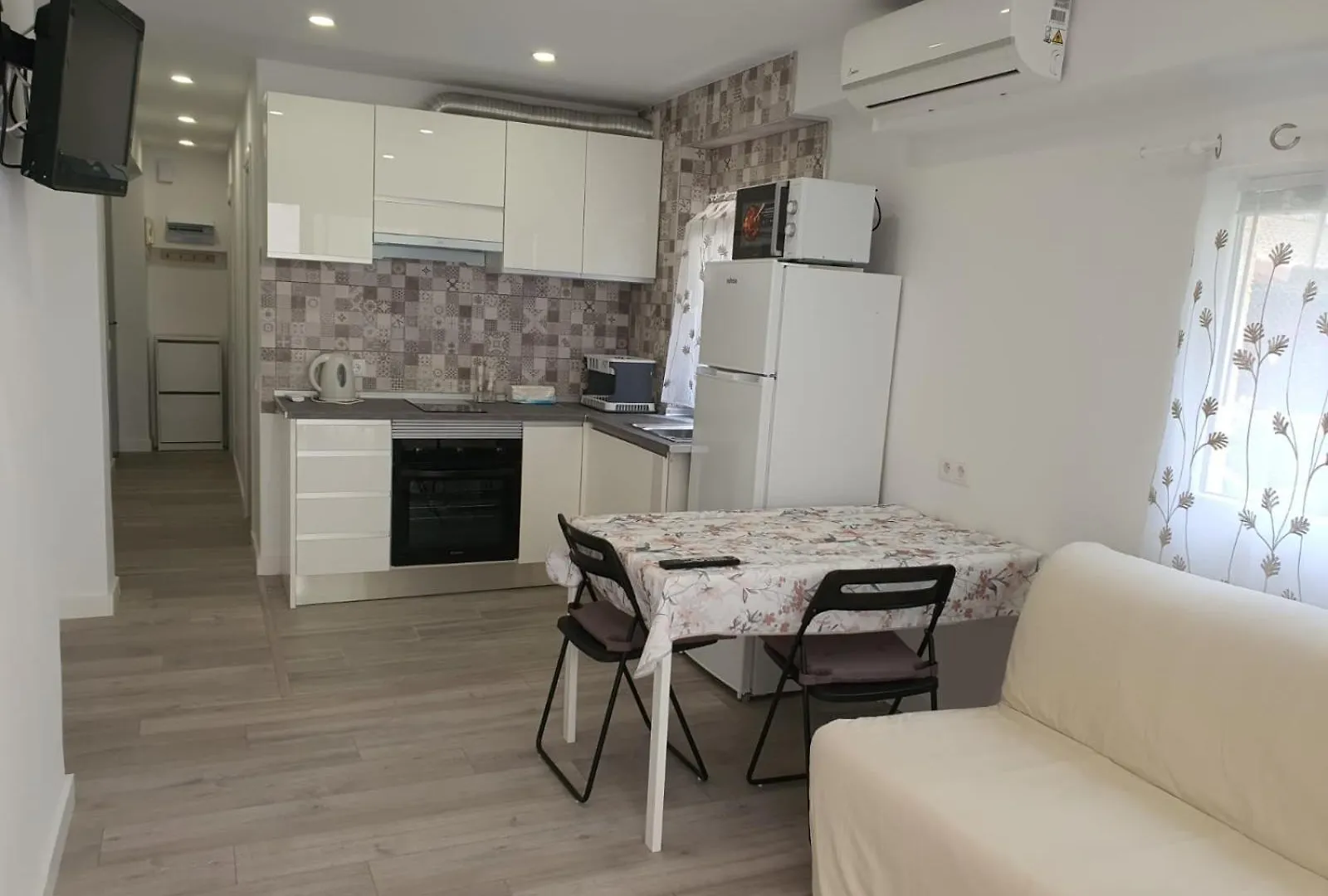 Acogedor Apartamento Junto Al Mar Salou Spain